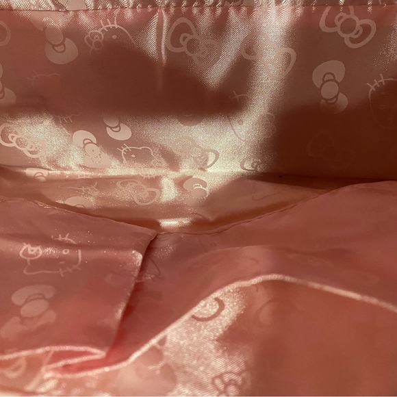 Hello Kitty Satchel Tote in Good Condition - Picture 11 of 11